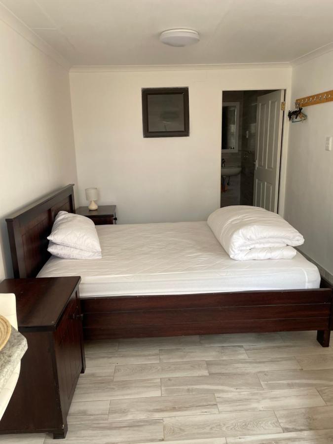 The Oasis Accommodation Luderitz ภายนอก รูปภาพ