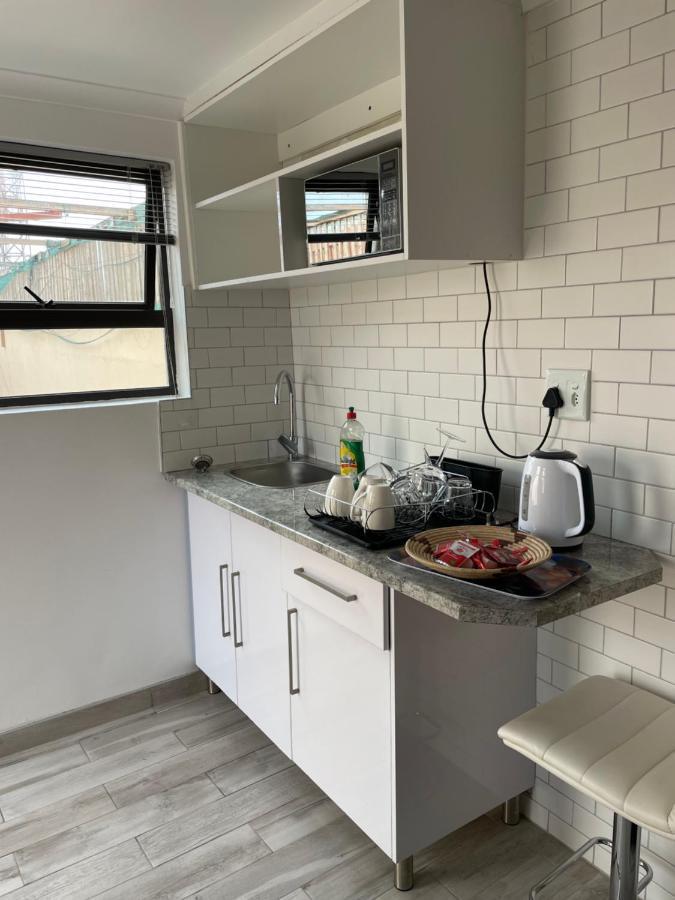 The Oasis Accommodation Luderitz ภายนอก รูปภาพ