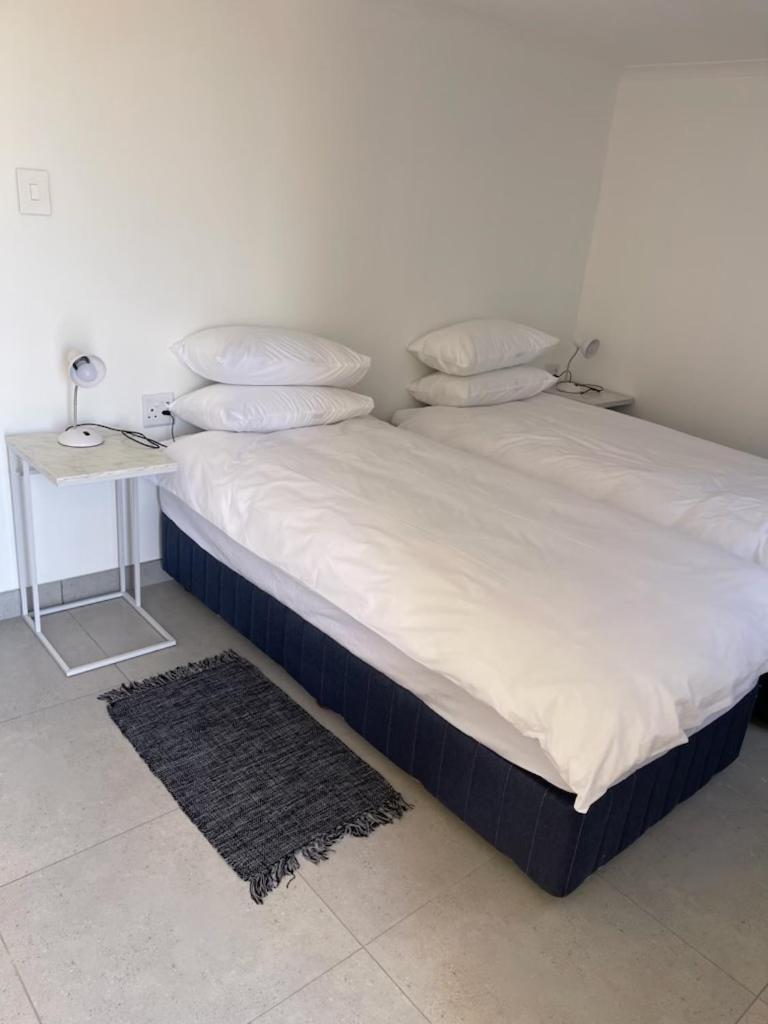 The Oasis Accommodation Luderitz ภายนอก รูปภาพ