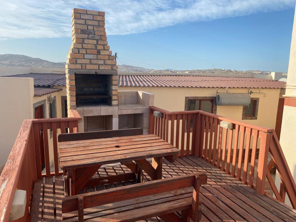 The Oasis Accommodation Luderitz ภายนอก รูปภาพ